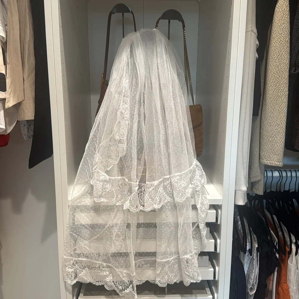 For Love and Lemons x Victorias Secret Forever Bridal Veil - Picture 3 of 6